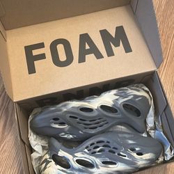Yeezy Foam Runners 