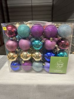 Christmas Ornaments Set