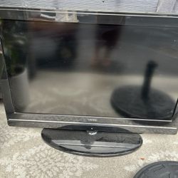 36 Inch TV