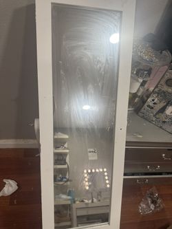 jewelry holder and mirror 
