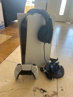 PS5 Digital 1TB Headset