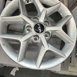 16”. Kia. 5x114.3.  $500