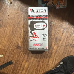 VECTOR 4 Amp Battery Charger/Maintainer