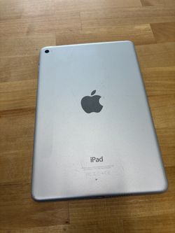 Like New iPad Mini 4th Gen WiFi 128GB Silver