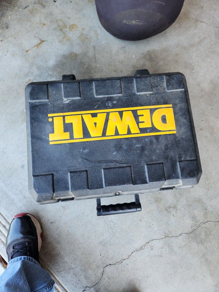Dewalt Circular Saw 