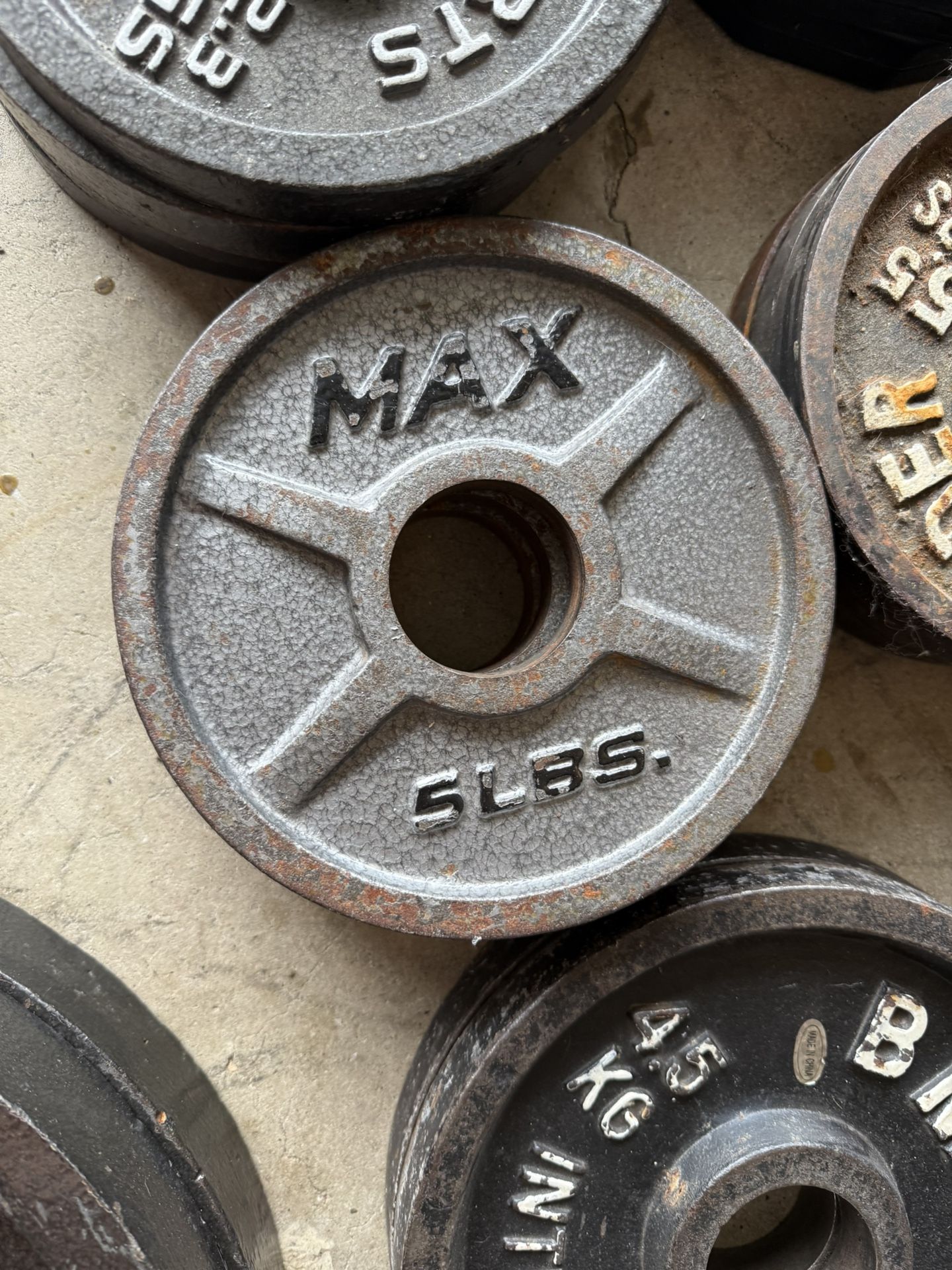 Set of two 5lbs Olympic barbell weight plates