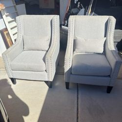 Accent Chairs