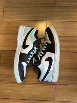 AJ 1 Low SE White/Black/Light Bordeaux/Mint Foam Size