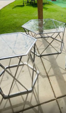 One big table and one small one.   😃😃😃