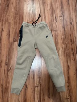 Nike Tech