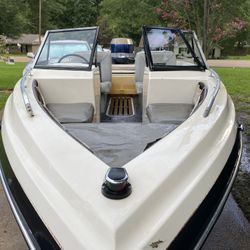 1984 MonArk Ski Boat