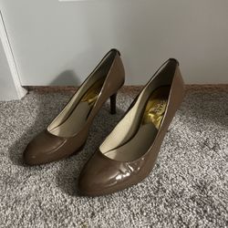 Michael Kors Nude Tan Heels 8.5 w