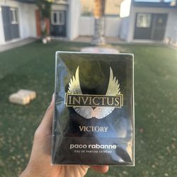 Invictus 🛍️✅
