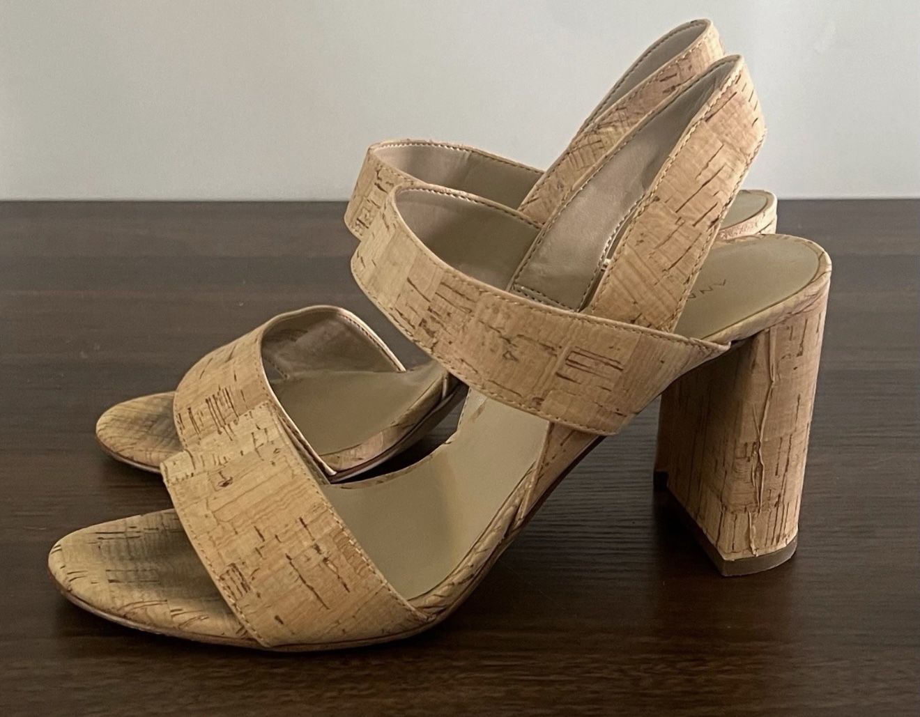 Ann Taylor Cork Women's Heels Slip On Sandals Sz 6.5 Beige Straps