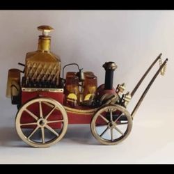 Vtg Municipal Fire Dept Musical Wagon Decanter and 5 Shot Glass Set FD 102