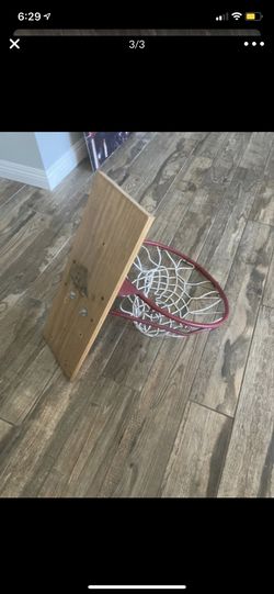 Basketball hoop
