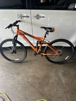 Mongoose 2.2 ledge mountain bike