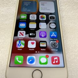 iPhone 7 factory unlock to any carrier 32 GB good condition updated