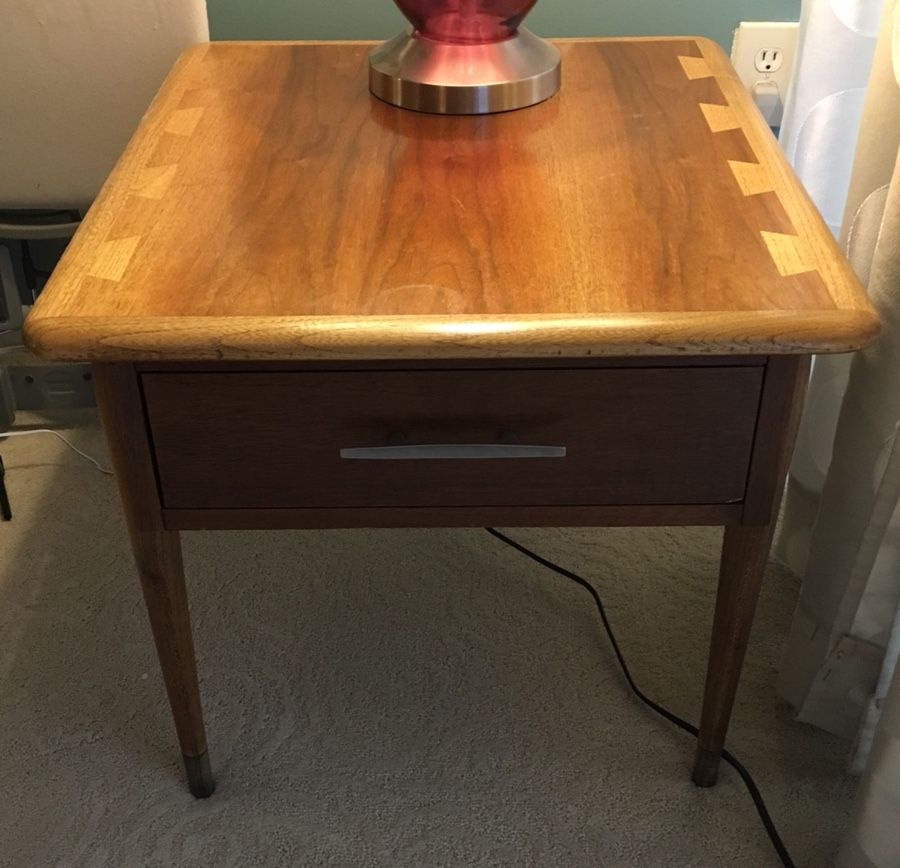 Lane Acclaim End Table with Drawer