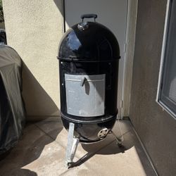 Weber Smokey Mountain 22in 