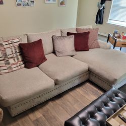 Raymour & Flanigan Sienna Chenille Chaise Sectional Sofa