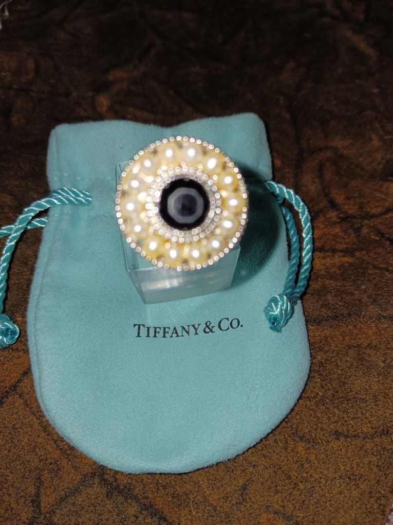  Tiffany Estate Cultured Pearl And Onyx  Ziegfeld Ring