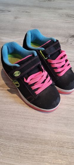 Heelys Shoes Size 2