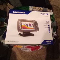 Lowrance Hook 2 Fish FINDER W/ Bullet Transducer for Sale in