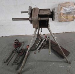 Nye Tool Co. ¾ HP 115V Electric Pipe Threader 8000 RPM (Used)