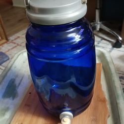  1 Gallon Cobalt Blue Glass Drink Dispenser