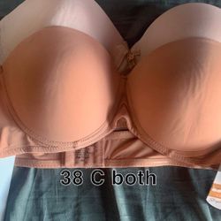 38 C Woman Plus Size 