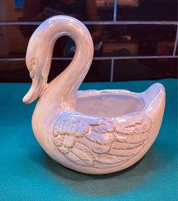 Beautiful opalescent swan planter with sculpted wing detail