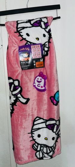 Hello kitty mummy blanket
