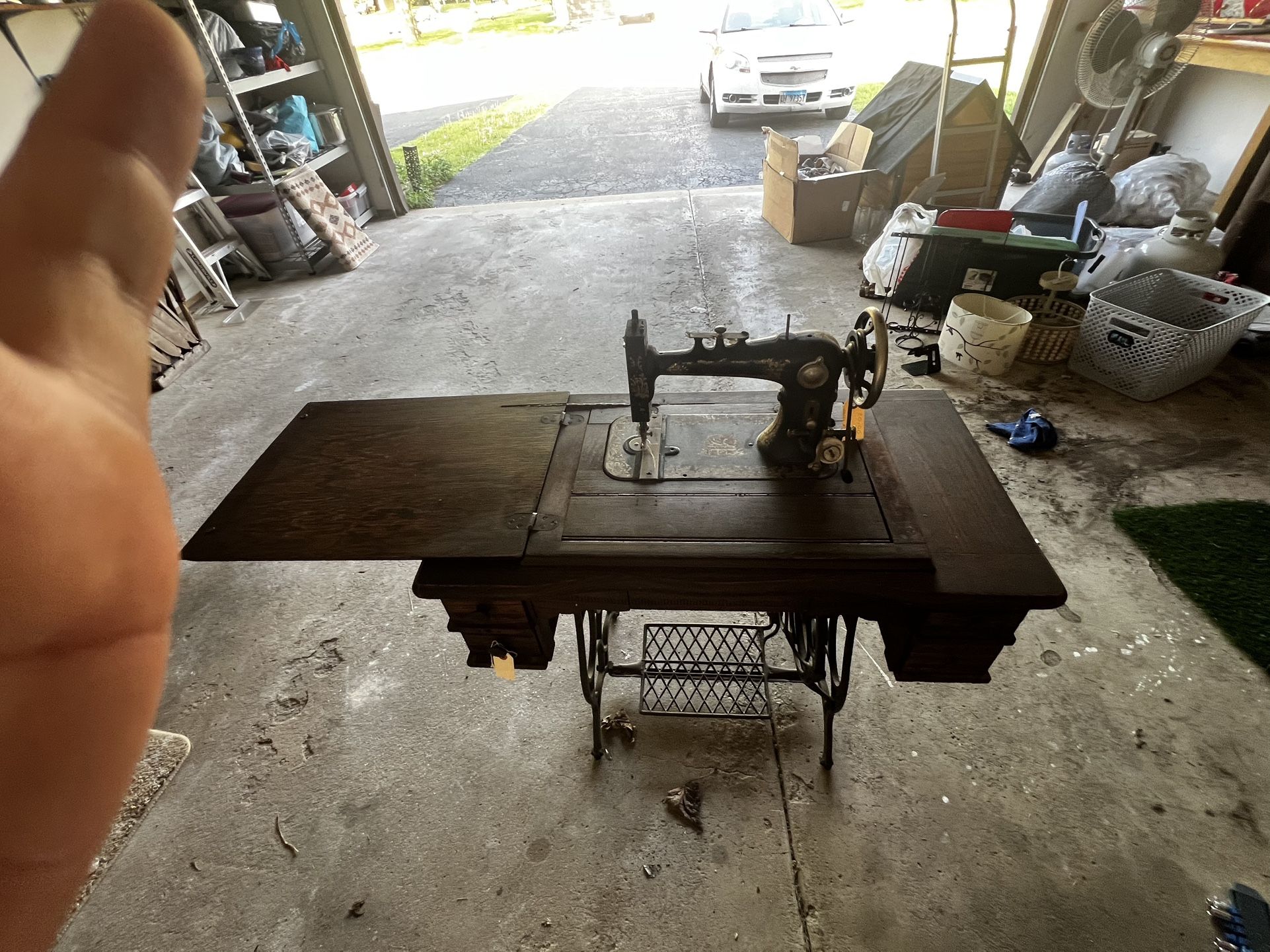 Antique Sewing Machine (Excelsior)