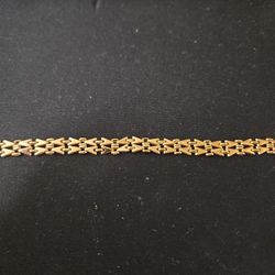 14k Gold Traingle Bracelet 
