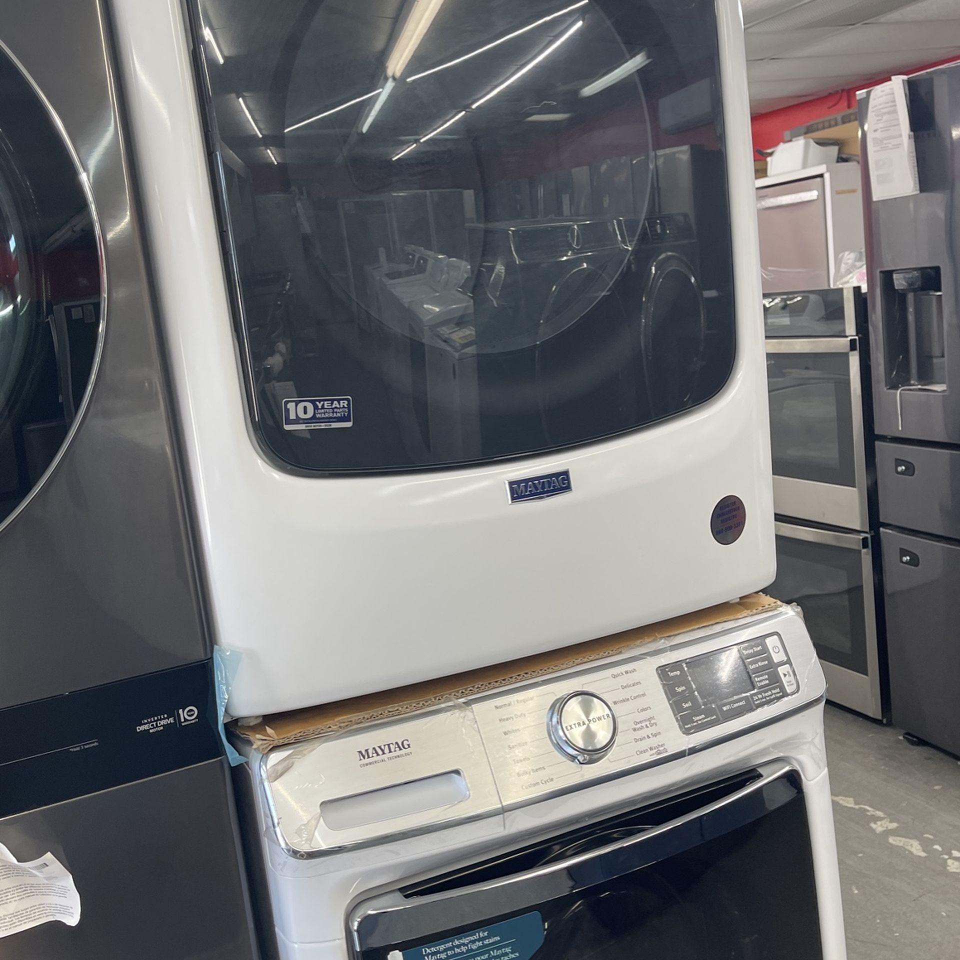 New Scratch And Dent Maytag Front Load Washer And Dryer Set. 1 Year Warranty Appliances