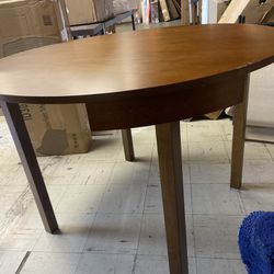 Tobey Round Dining Table
