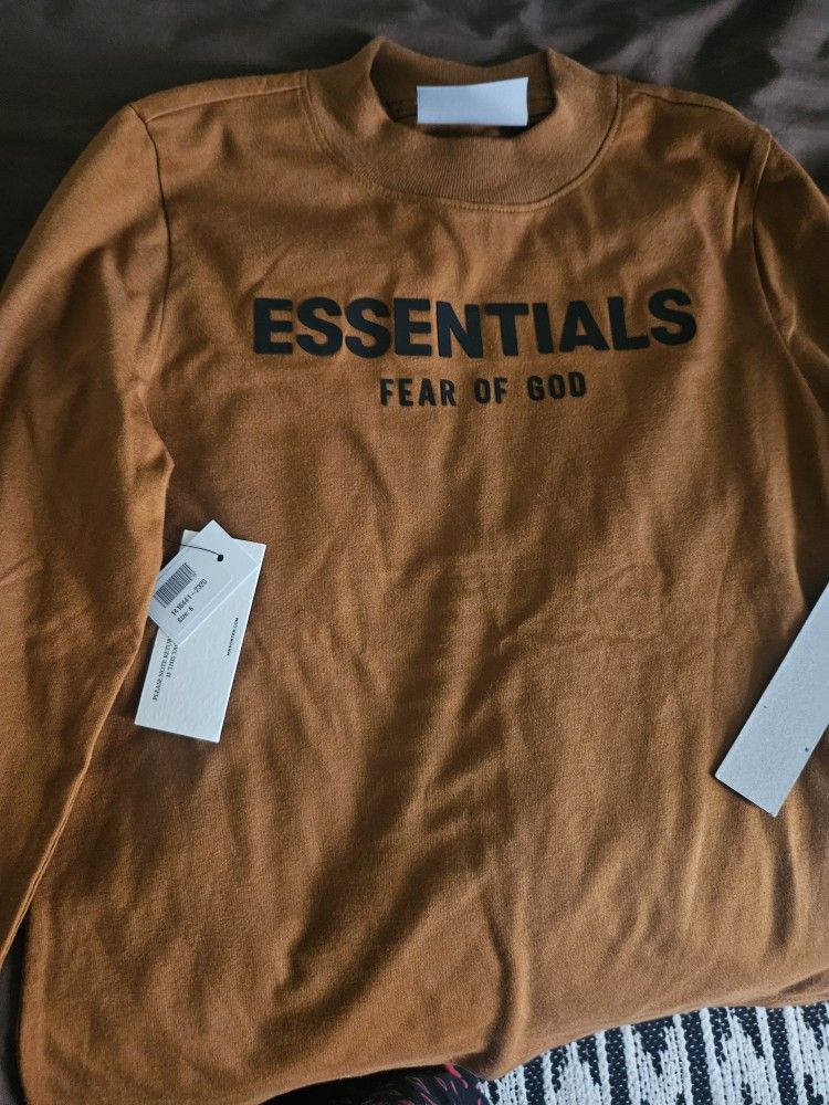Kids Size 6 Essentials Long Sleeve
