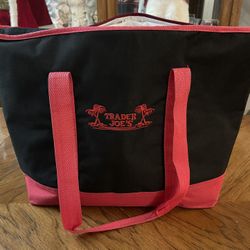 Trader Joe’s Insulated Shopping Bag Tote (Important - See Description about Zipper!!)