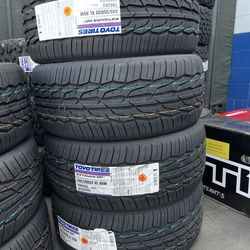 New 245/35R20 Toyo Extensa HPII Tires