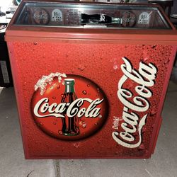 Vintage Coke Machine 