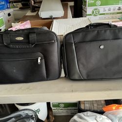 New Sansonite  , Dell , Laptop Carries. Purple One Is For Wine . 