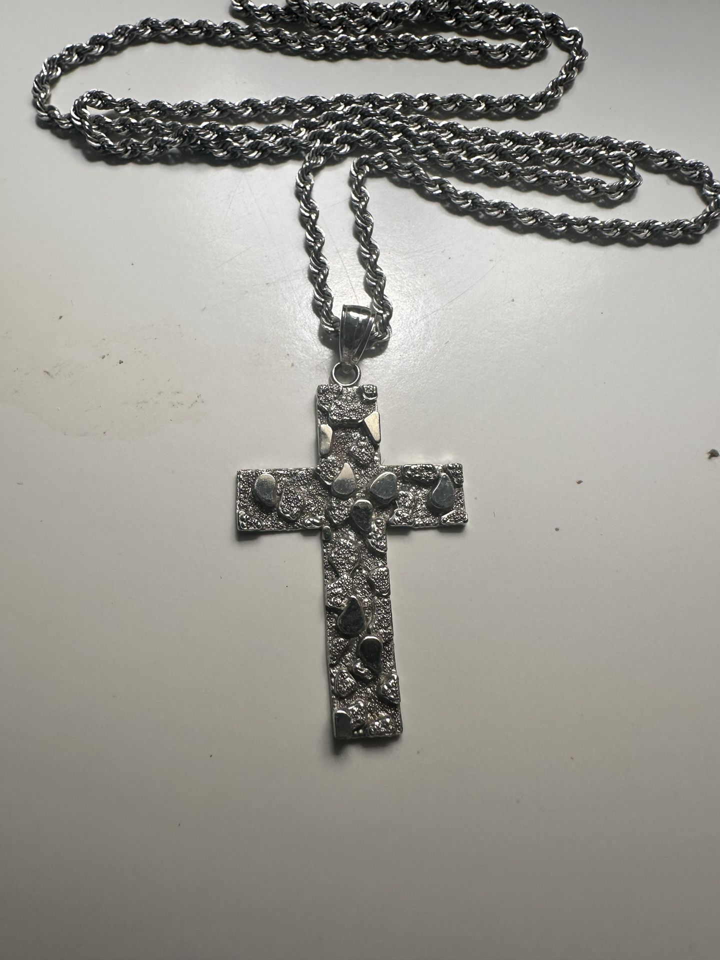 14kt White Gold Cross Necklace & Chain