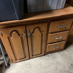 Sewing Machine & Cabinet 