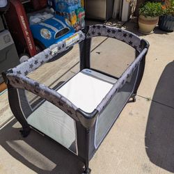 Baby Trend Play and Sleep with Mattress & Carrier