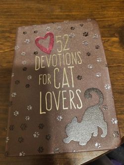 Soft bound cat lovers book.