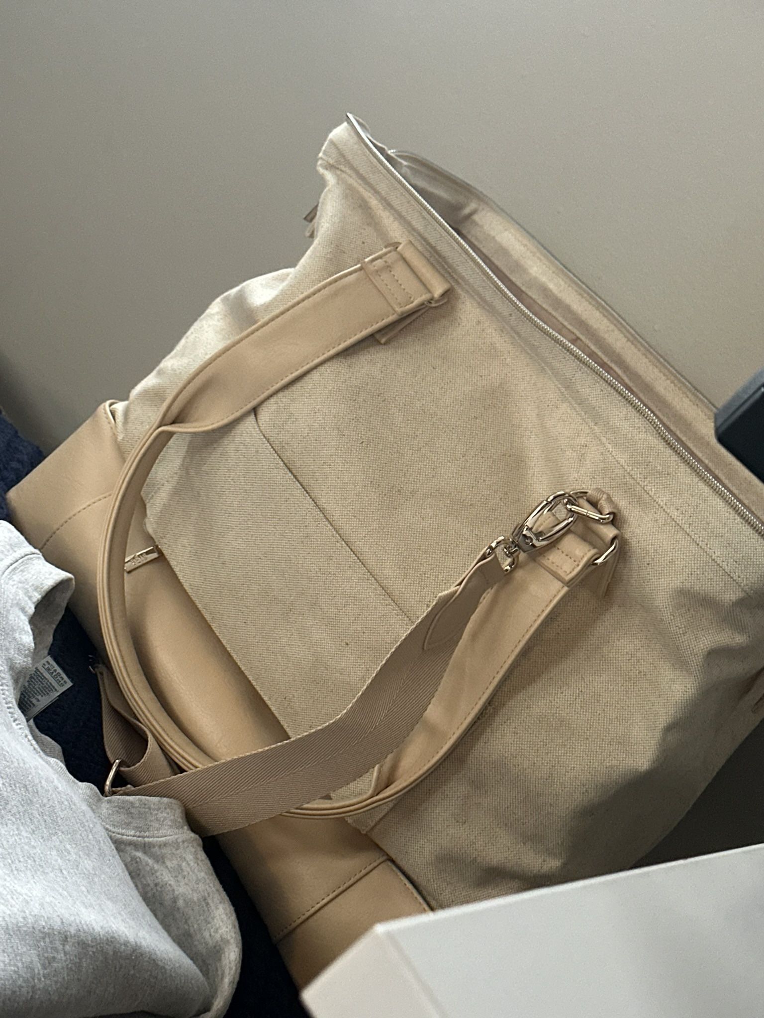 Beis Beige Mini Weekender - One Strap For Repair