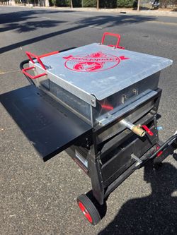 Crawfish boil grill