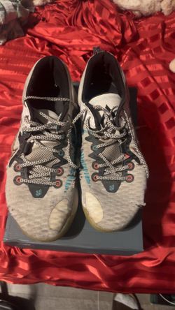 nike basketball shoes