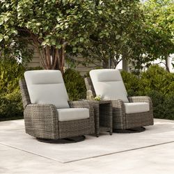 Costco Thomasville Elko 3-piece Outdoor Patio Swivel Glider Recliner Set $240